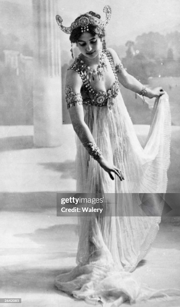 The Infamous Dutch Spy Mata Hari Real Name Margarete Geertruida the-infamous-dutch-spy-mata-hari-real-name-margarete-geertruida