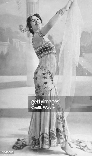 The infamous Dutch spy Mata Hari, real name Margarete Geertruida Zelle who was born in Leeuwarden and became a dancer in France is performing the...