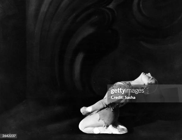 The British dancer and chereographer Anton Dolin , stage name of Patrick Healey-Kay, in a production of 'Rhapsody in Blue', which he choreographed,...