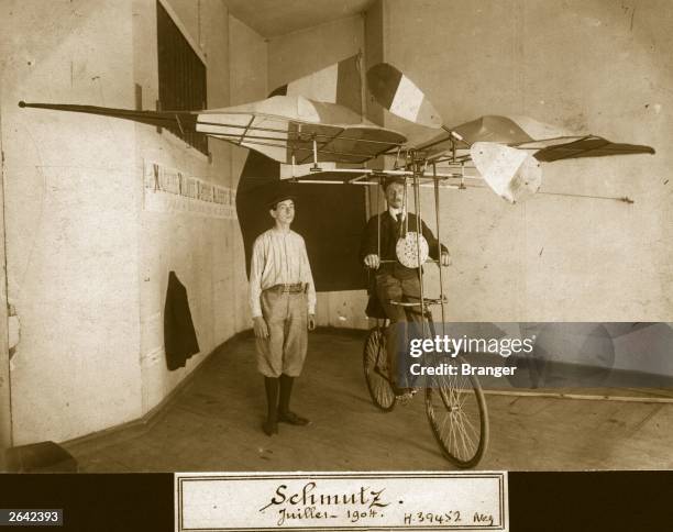 The Schmutz cycloplane, a cycle powered attempt at a flying machine. Aeroplane Album - Vol 1 Page 41