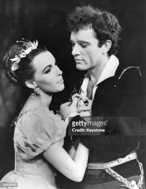 Claire Bloom as Ophelia and Richard Burton as Hamlet, in the Old Vic production at the Assembly Hall, Edinburgh, during the Festival of Music and...