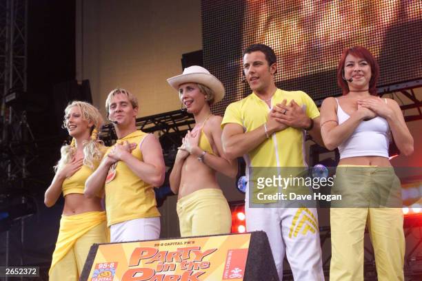 British pop stars Faye Tozer, Ian H Watkins, Claire Richards, Lee Latchford Evans and Lisa Scott Lee of the pop group "Steps" perform on stage at the...