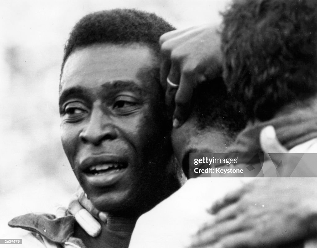 Pele Weeps