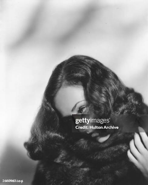 American actress Paulette Goddard , the leading lady in the new Charlie Chaplin film 'Modern Times' and wife of Chaplin from 1935 to 1942.