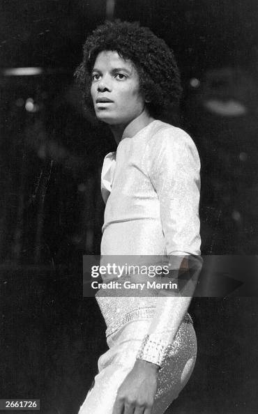 Mj Singer American pop singer, Michael Jackson in concert at the Rainbow... News ...