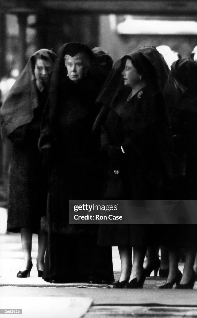 Three Queens In Mourning