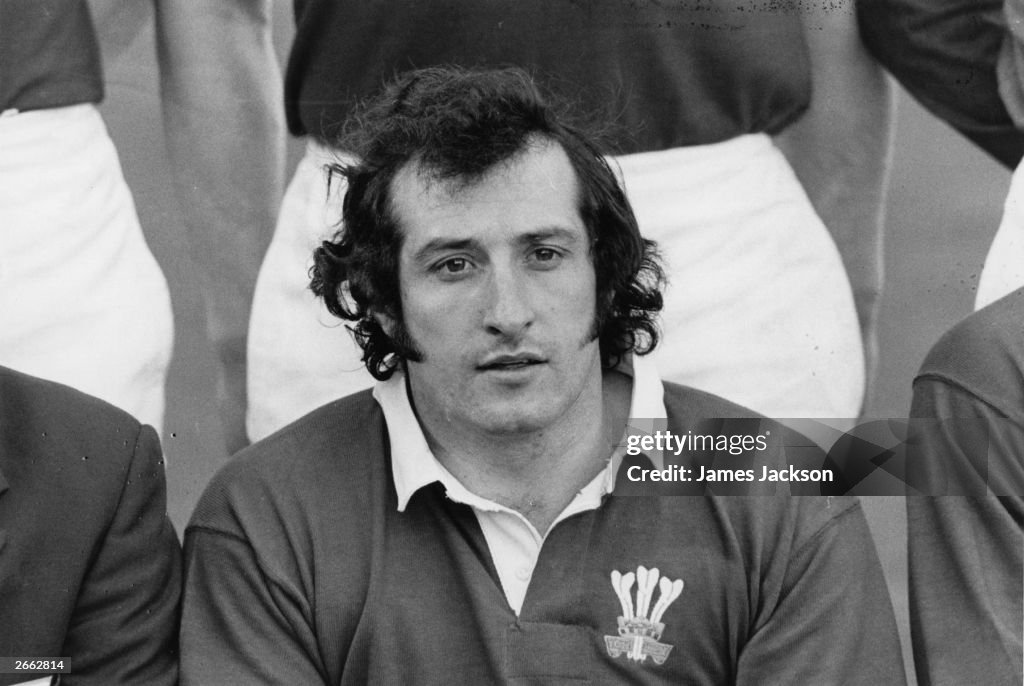 Welsh Rugby Player Gareth Edwards News Photo Getty Images welsh-rugby-player-gareth-edwards-news-photo-getty-images