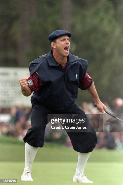 Payne Stewart celebrates after making a putt during the 1999 US Open at Pinehurst Golf Resort on June 19, 1999 in Pinehurst, North Carolina.