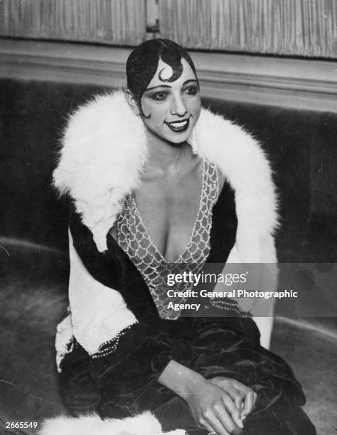 American-born dancer and entertainer Josephine Baker .