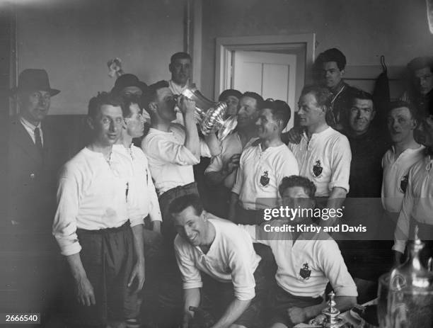 Members of the FA Cup winning Bolton Wanderers side celebrating their 1-0 victory against Manchester City at Wembley. The scorer of the winning goal,...
