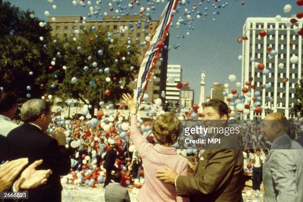 Ronald Reagan and his wife Nancy with Senator Strom Thurmond to their right during the Presidential campaign.