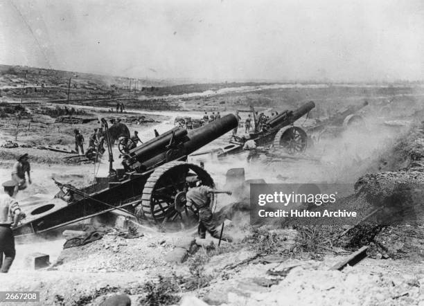 Battle of the Somme, France. The 39th Siege Battery artillery in action in the Fricourt-Mametz Valley.