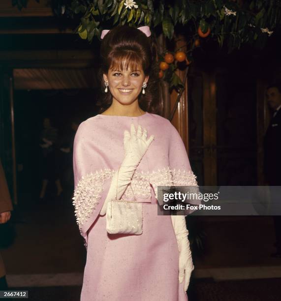 217 Claudia Cardinale 1962 Stock Photos High Res Pictures And Images 217-claudia-cardinale-1962-stock-photos-high-res-pictures-and-images