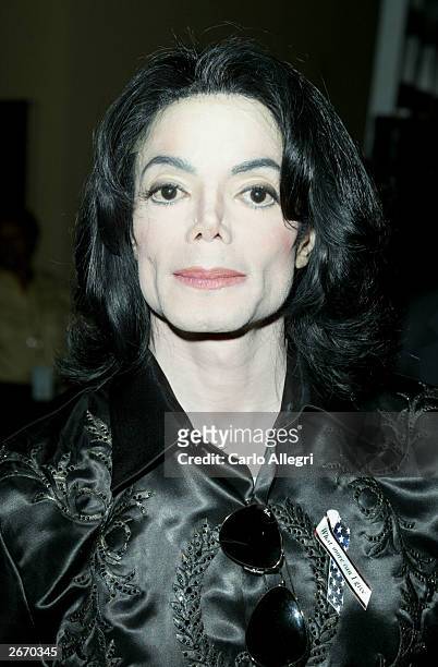 Singer Michael Jackson backstage at The 2003 Radio Music Awards at the Aladdin Casino Resort October 27, 2003 in Las Vegas, Nevada. News repaorts...