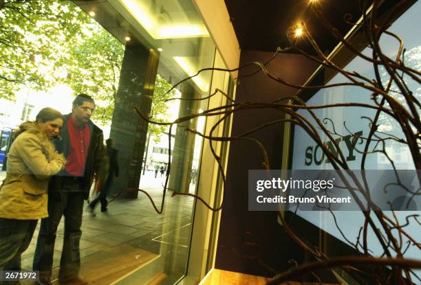 Plasma Window Photos and Premium High Res Pictures - Getty Images