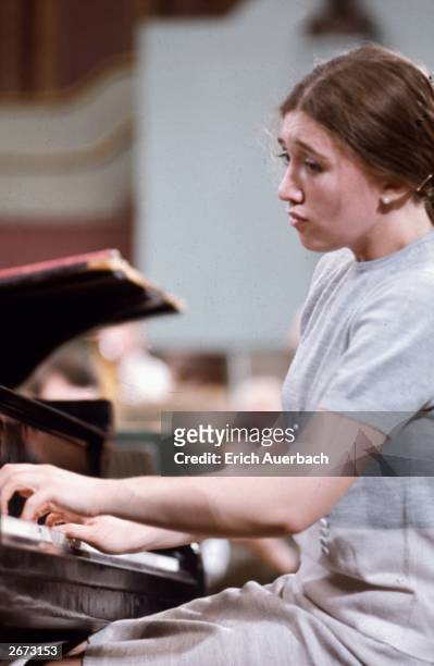 Russian pianist Victoria Postnikova made her London debut at a Promenade concert in 1967 and has reappeared, often with her husband Gennady...