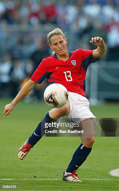 Kristine Lilly of the USA sets to kick the ball against Germany during the semifinals of the FIFA Women's World Cup match on October 5, 2003 at PGE...