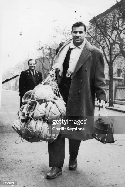 Russian goalkeeper Lev Yashin arriving in Budapest for a training session before the World Cup.