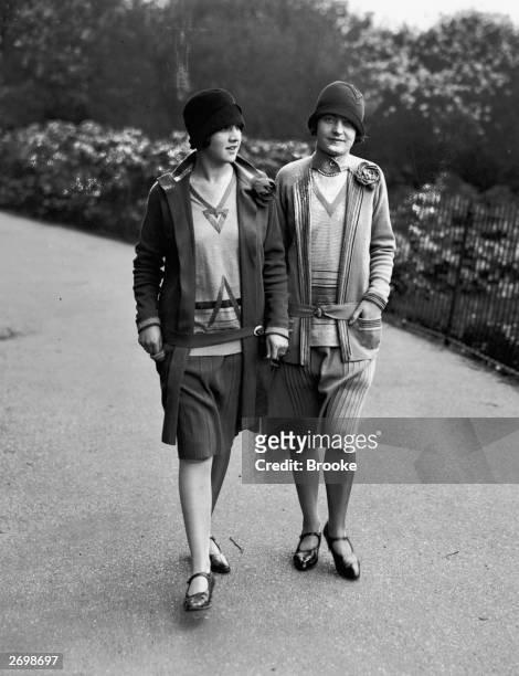 Knitted jersey outfits by Wilson's of Great Portland Street in London in the pioneering styles of Chanel and Patou.