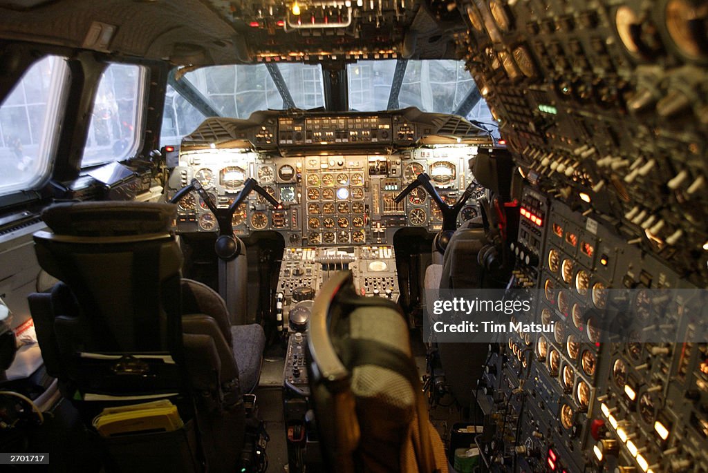 Concorde Lands in Seattle