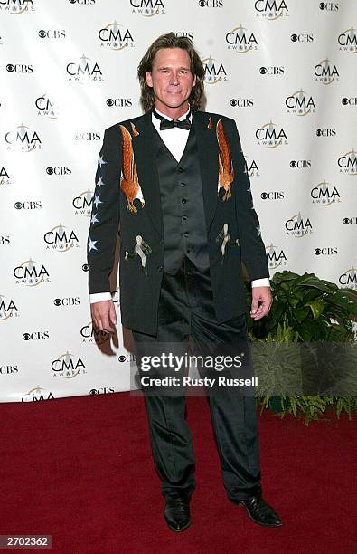 Singer Billy Dean arrives at the "37th Annual CMA Awards" at the Grand Ole Opry House November 5, 2003 in Nashville, Tennessee.