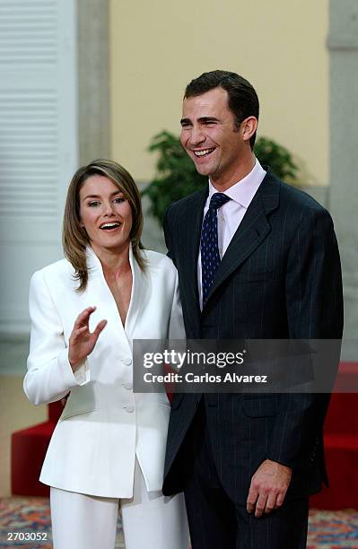 Crown Prince Felipe of Spain and Letizia Ortiz pose during an official engagement ceremony at the garden of El Pardo Palace November 6, 2003 at...