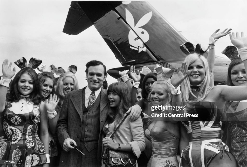 Hefner Flies In