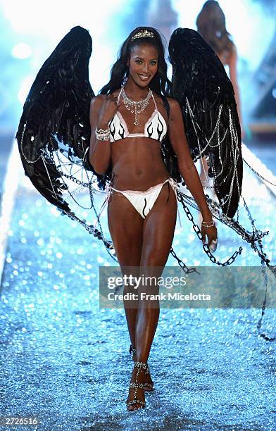 Supermodel Naomi Campbell walks the runway at the Victoria's Secret Fashion Show at the 69th Regiment Armory November 13, 2003 in New York City. The...