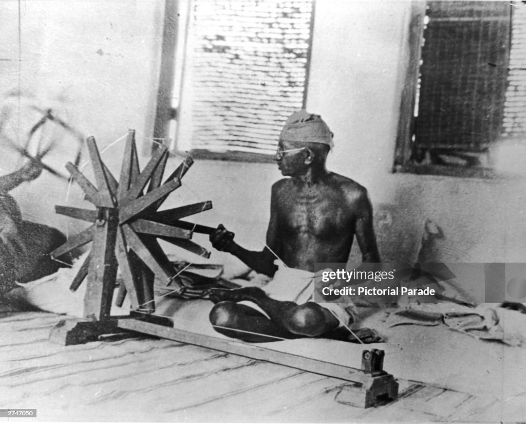 Mahatma Gandhi Weaving