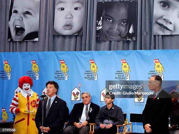 Actor Dustin Hoffman attends the World Children's Day At McDonalds on November 20, 2003 in Los Angeles, California.