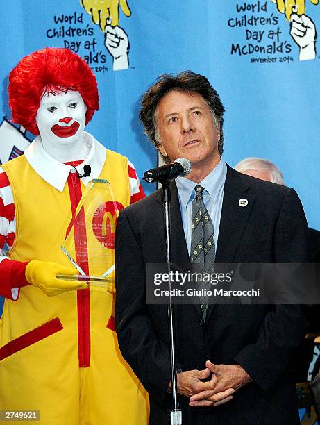Actor Dustin Hoffman attends the World Children's Day At McDonalds on November 20, 2003 in Los Angeles, California.