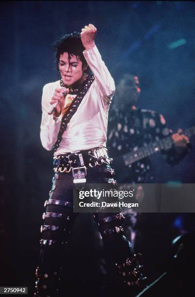 Jackson 12,149 Michael Jackson Pose Stock Photos, High-Res Pictures, and Images ...