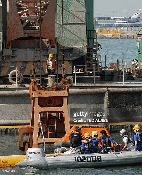 Raft Loading 145 Raft Loads Stock Photos, High-Res Pictures, and Images - Getty Images