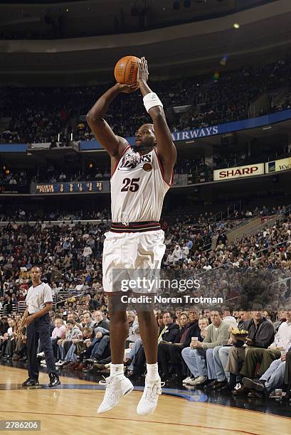 Marc Jackson of the Philadelphia 76ers shoots a jump shot against the Houston Rockets during the game on November 17, 2003 at the Wachovia Center in...