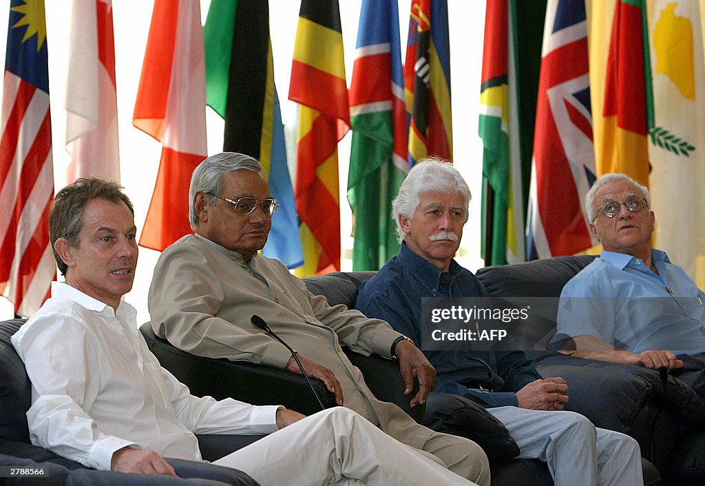 (L-R) British Prime Minister Tony Blair,