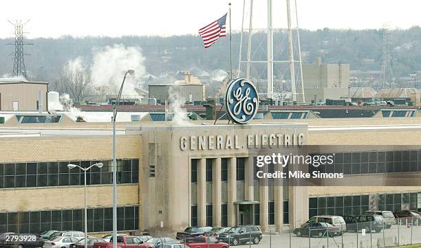 An exterior view of the General Electric Jet Engine Plant is shown December 8, 2003 in Cincinnati, Ohio. Dubai's Emirates Airlines announced a...