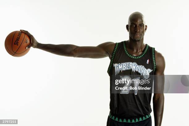 Kevin Garnett of the Minnesota Timberwolves poses for a portrait on August 21, 2003 in Minneapolis, Minnesota. NOTICE TO USER: User expressly...