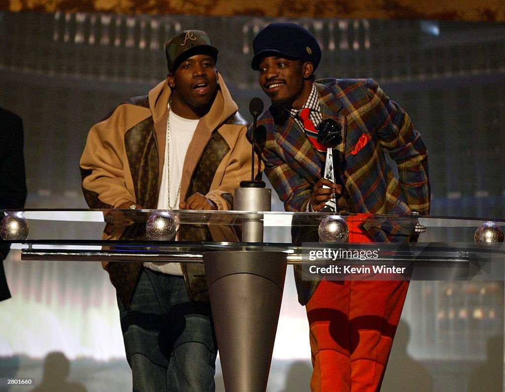The 2003 BillBoard Music Awards - Show