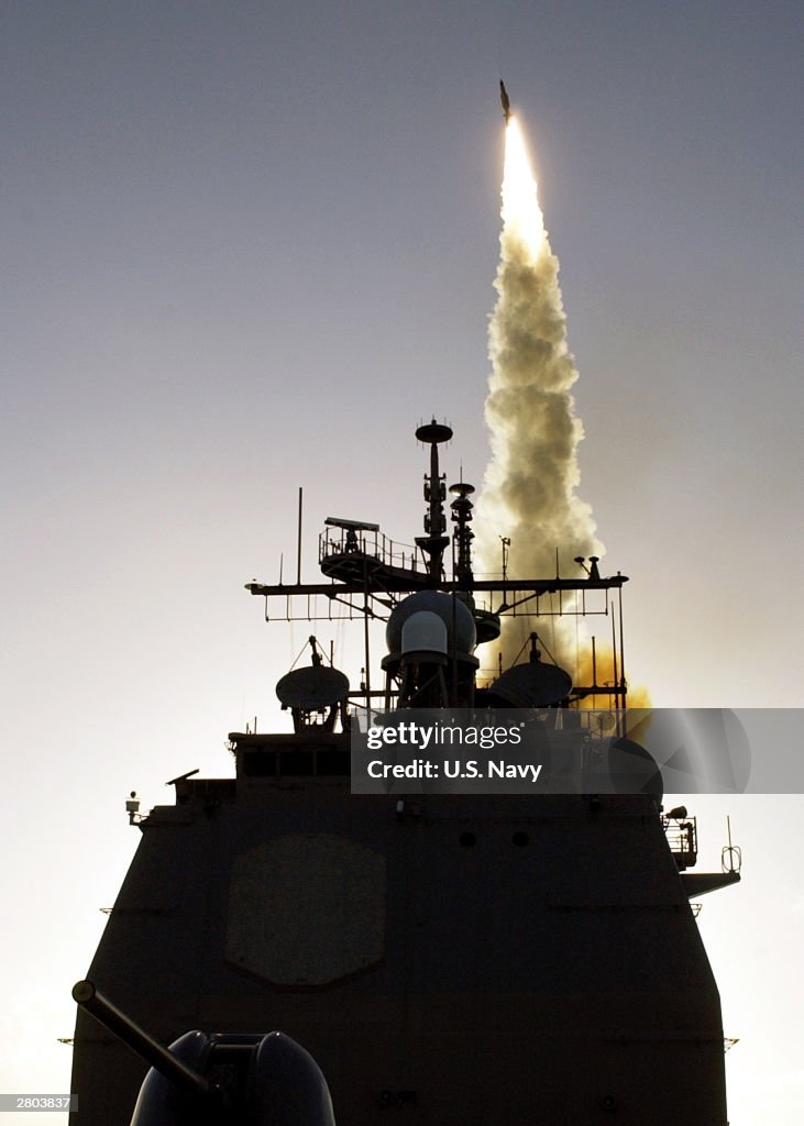 US Navy Test Missle Defence System