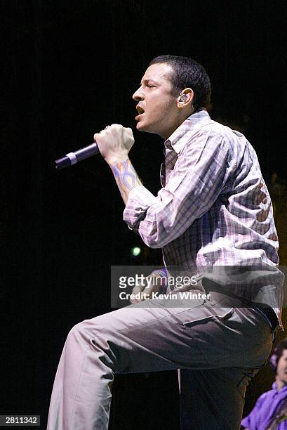 Chester Bennington of musical band Linkin Park, performs at KROQ's 2003 Almost Acoustic Christmas at the Universal Amphitheatre on December 14, 2003...