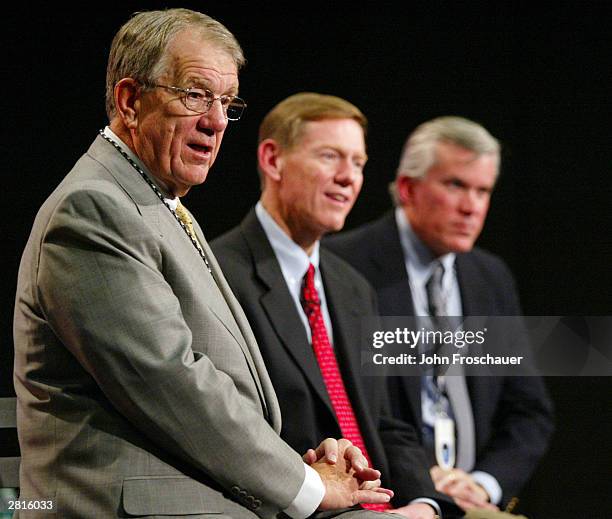 75 Boeing Harry Stonecipher Stock Photos, High-Res Pictures, and Images