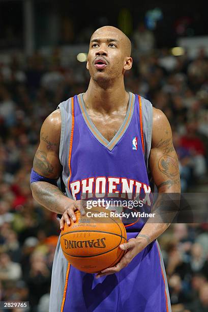 Stephon Marbury of the Phoenix Suns shoots a free throw during the game against the Sacramento Kings at Arco Arena on December 14, 2003 in...