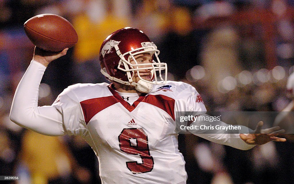 Matt Jones Razorback Quarterback Matt Jones of the Arkansas Razorbacks throws a pass... News ...