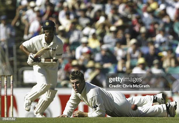 Stuart Fielding 108 Misfielding Stock Photos, High-Res Pictures, and Images - Getty Images