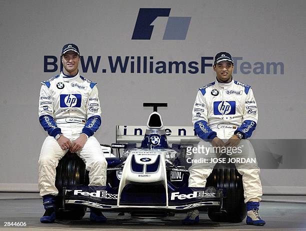  Los dos pilotos de BMW-Williams F1, el alemán Ralf Schumacher y el colombiano... News Photo