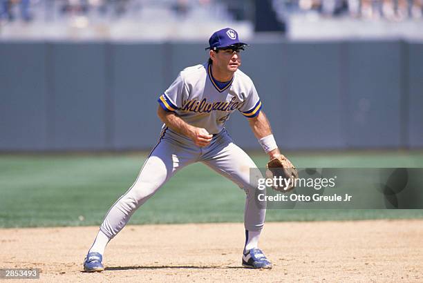 Paul Molitor of the Milwaukee Brewers plays defense during the 1989 season game against the Oakland Athletics at Oakland-Alameda County Coliseum in...