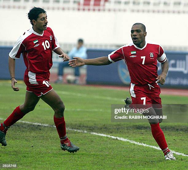 Al Rashdi Ali Rashed Mohammed Rashed 2,256 Emirati Omar Stock Photos, High-Res Pictures, and Images - Getty ...