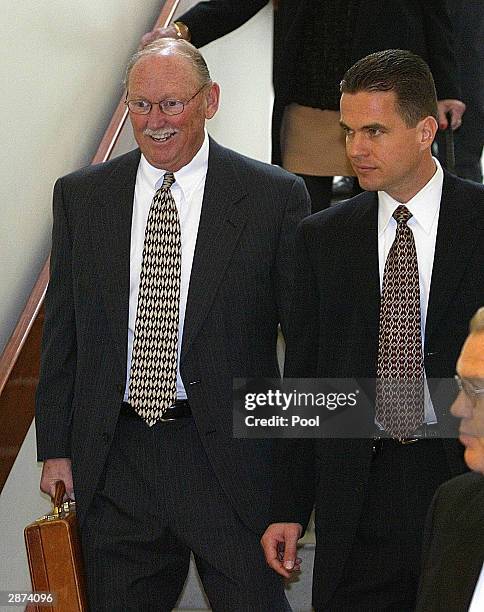 88 Michael Jackson Arrives At Santa Maria Court House For Arraignment 88 Michael Jackson Arrives At Santa Maria Court House For Arraignment