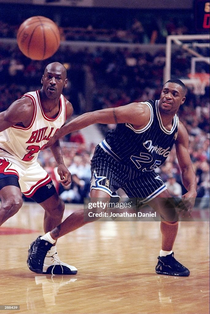 Guard Michael Jordan of the Chicago Bulls and Orlando Magic guard