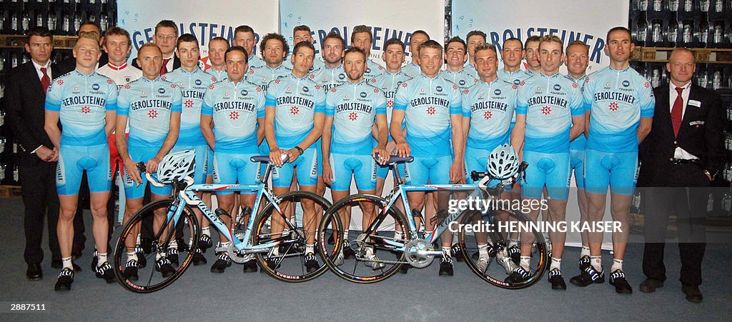 German cycling team Gerolsteiner poses 2